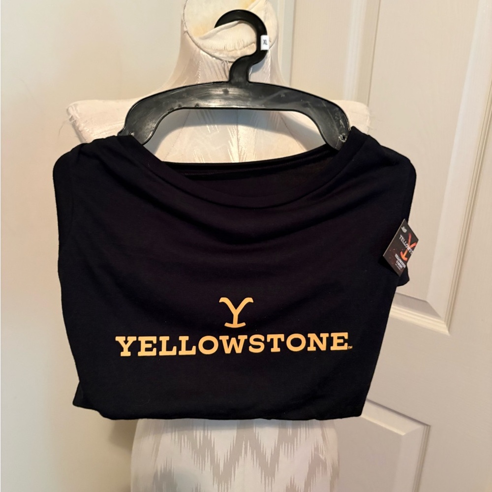 Yellowstone  Dog shirt size XL nwt